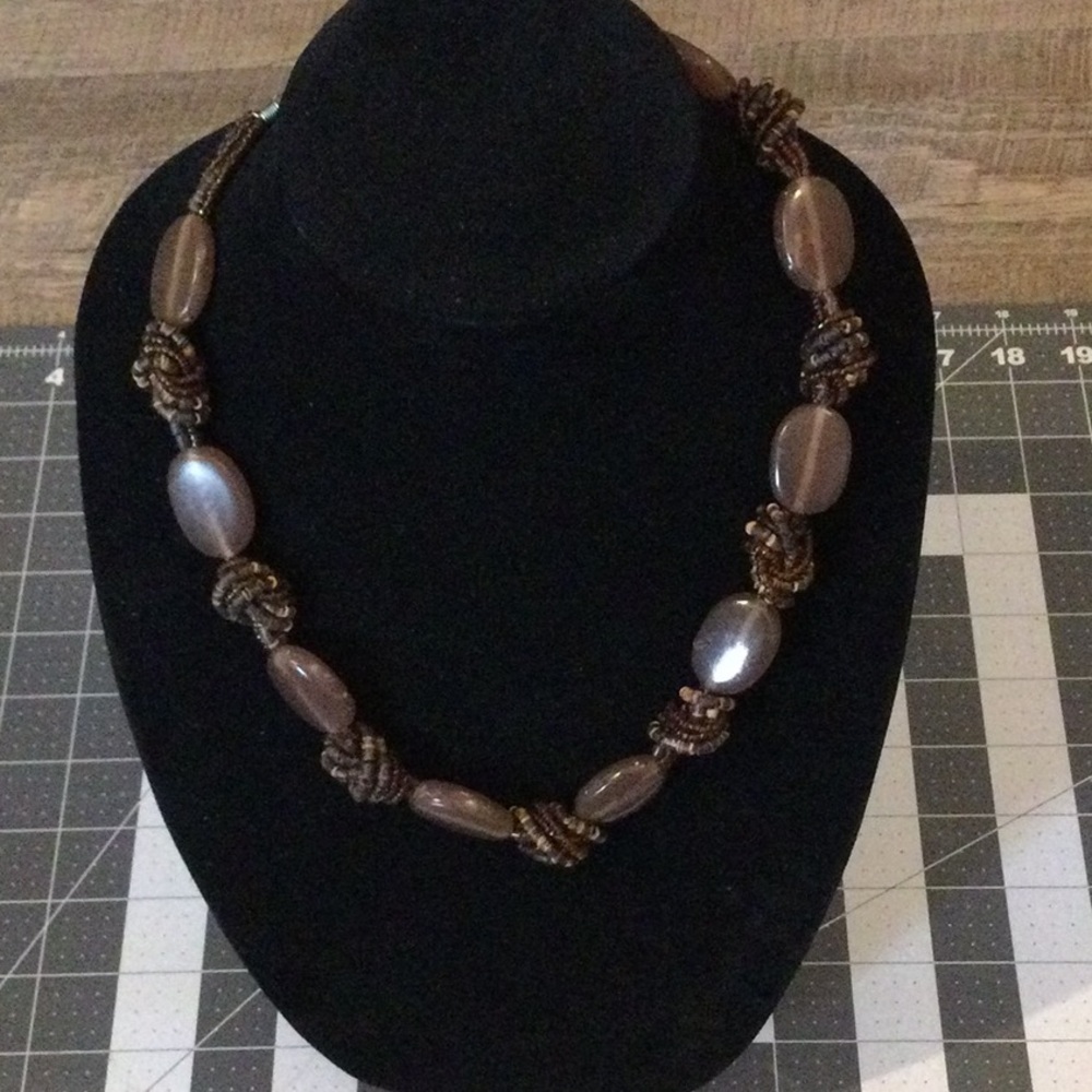 Chic Lightweight Brown Beaded Necklace